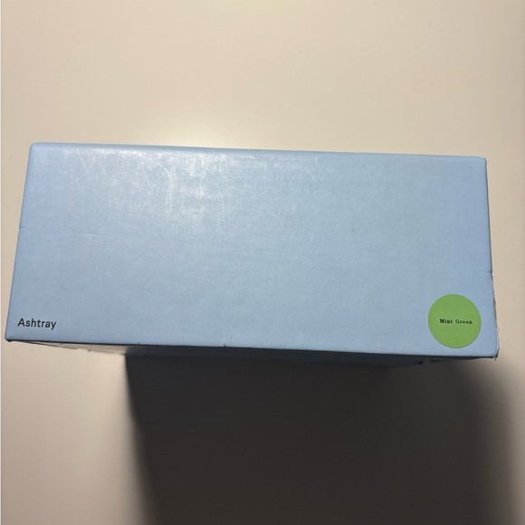 NWT Urban Outfitters Yew Yew Half-Circle Ashtray - Picture 7 of 12